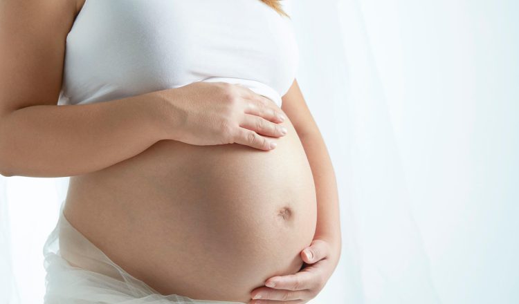 Mulher grávida e os diferentes tipos de parto